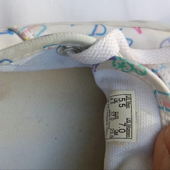 VANS Unisex Beach Themed Pattern Sneakers-  W 7  , M 5.5 - Picture 6 of 7